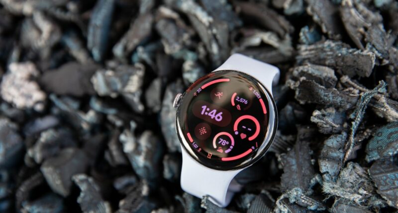 Wear OS 7 will keep track of deliveries and sports scores on your wrist