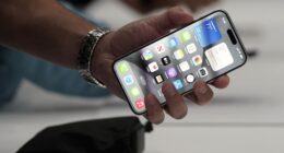 iPhone settlement: Some device owners could get up to $95 payment after Apple agrees to settle case for $250 million