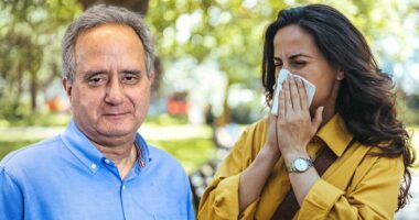 ‘I’m a doctor - here are 7 simple ways to beat hay fever'