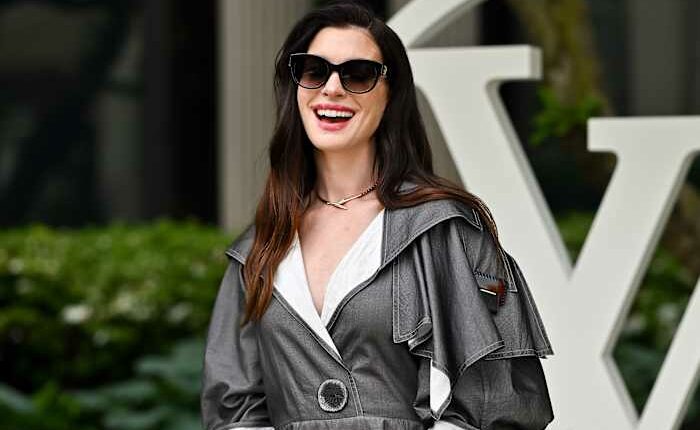 Anne Hathaway is pregnant with her third child