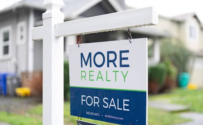 Average US long-term mortgage rate rises to 6.52%, just below its high for the year