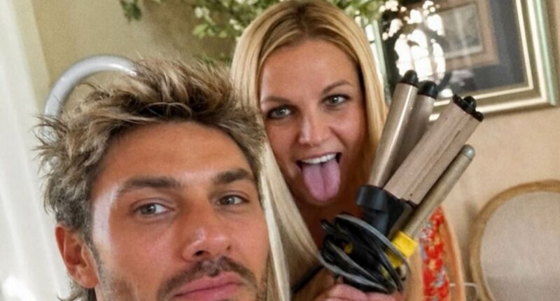 Britney Spears enlists Kim Kardashian's hairstylist for glam makeover