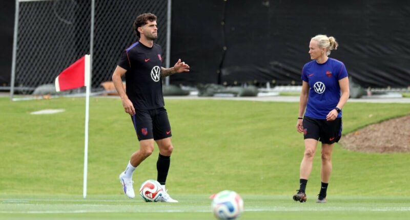 Christian Pulisic World Cup injury update: Pochettino says USMNT medical will evaluate before Australia match