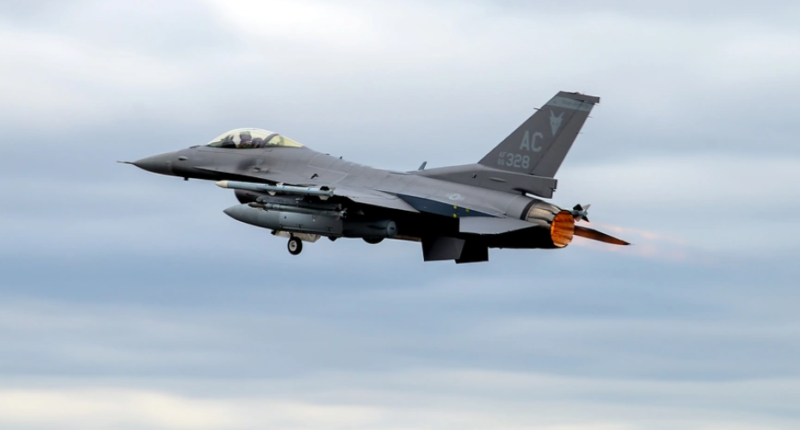 F-16 fighter jet intercepts civilian plane in restricted airspace over Maryland