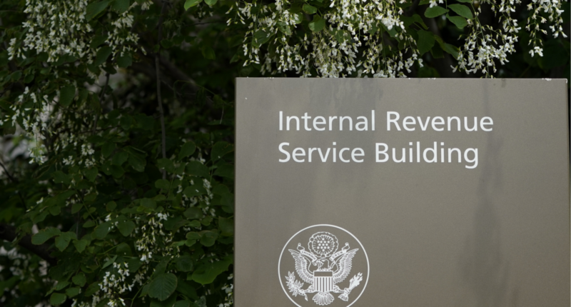 IRS did better than expected in tax season after slashing staff, except on the phone, watchdog says