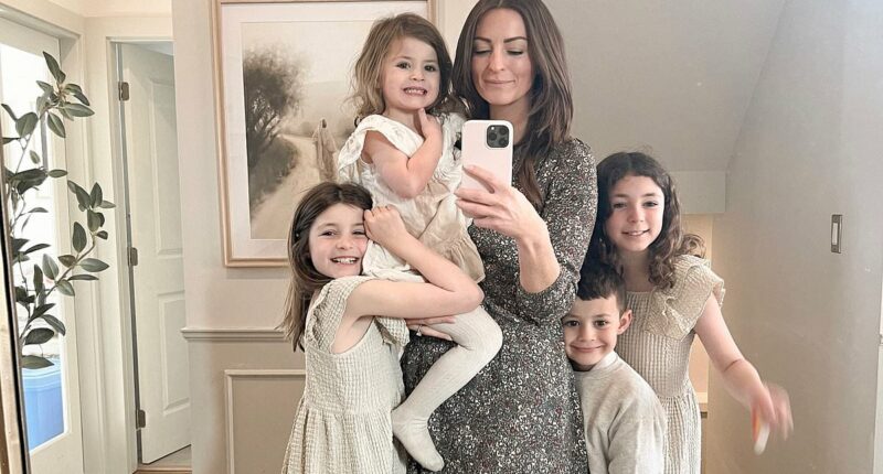 Influencer details her 'struggle to survive' after two daughters die