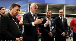 Gianni Infantino entered the Iran locker room to address the players at the World Cup