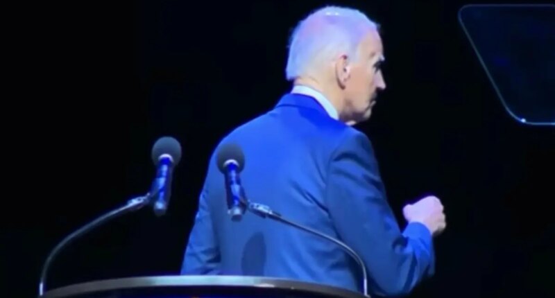 Joe Biden manages to find his way offstage at Democratic gala after seeking directions