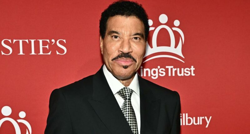 Lionel Richie pays tribute to Commodores co-founder Ronald LaPread after bassist's death