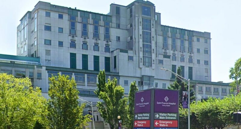 Mom lost baby after hospital waited to do C-section: Lawsuit
