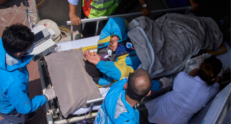 Mount Everest sherpa rescue: Family questions rescue efforts for Dawa Sherpa found alive on Mt. Everest