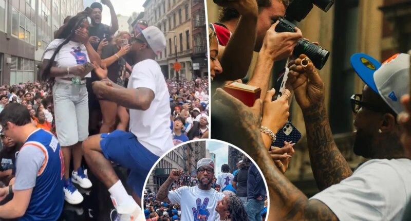 NYC couple gets engaged atop NYPD car during Knicks parade
