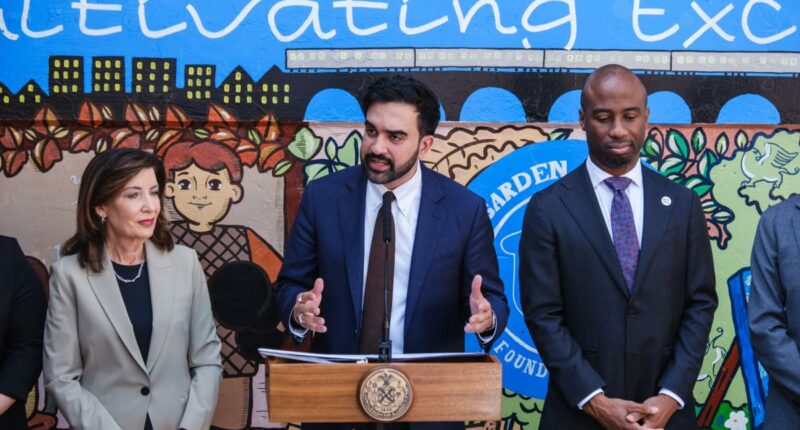 NYC taxpayers could be on the hook for $21M teacher bonuses under Mamdani, UFT class size deal