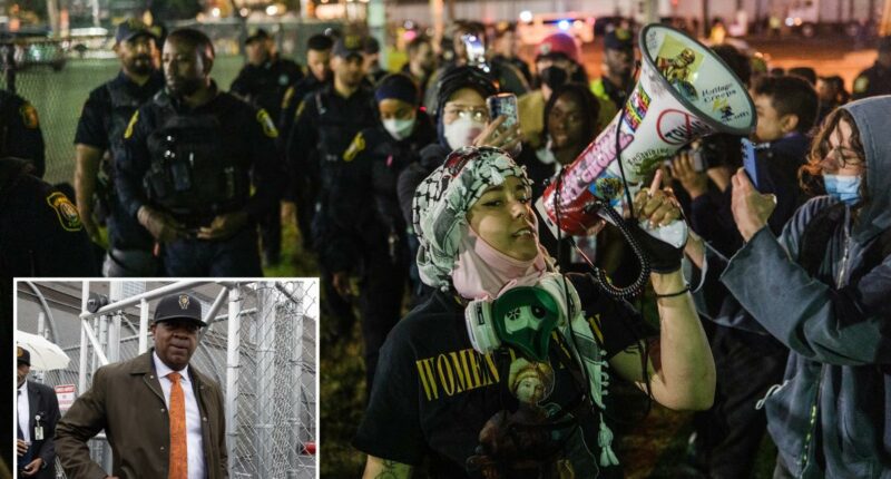 Newark Mayor Ras Baraka to file lawsuit calling for shutdown of Delaney Hall immigration center after 10 days of clashes