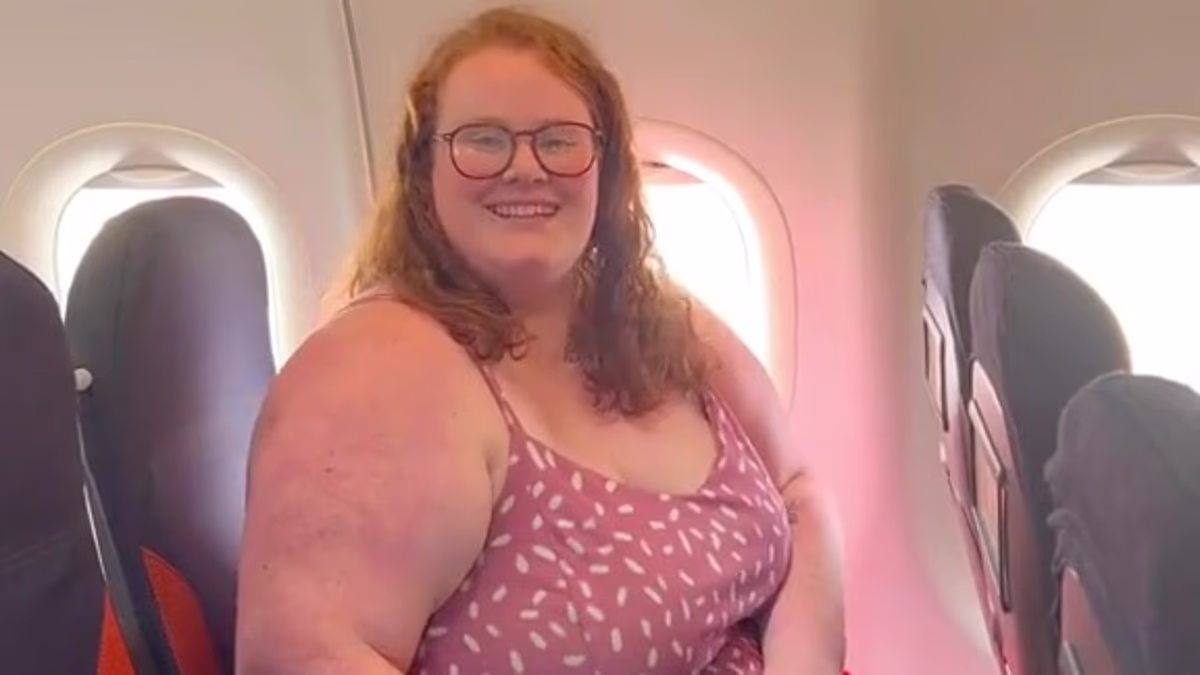 Plus size traveller explains why it's a waste of money to book an extra seat on a plane when she flies