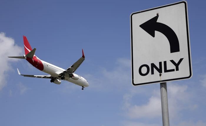Qantas plans a 22-hour London-Sydney nonstop flight, set for October next year