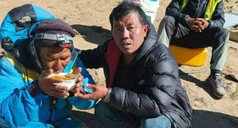 Sherpa stranded on Everest for six days survived by chewing on ice