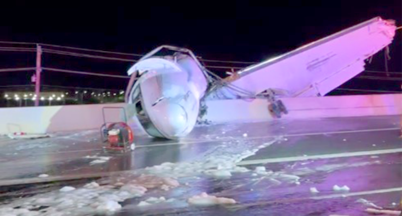 Texas plane crash leaves one dead, more injured after business jet catches fire on highway