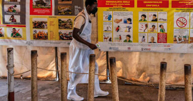 Traders face big losses after Uganda closes Congo border over Ebola contagion fears