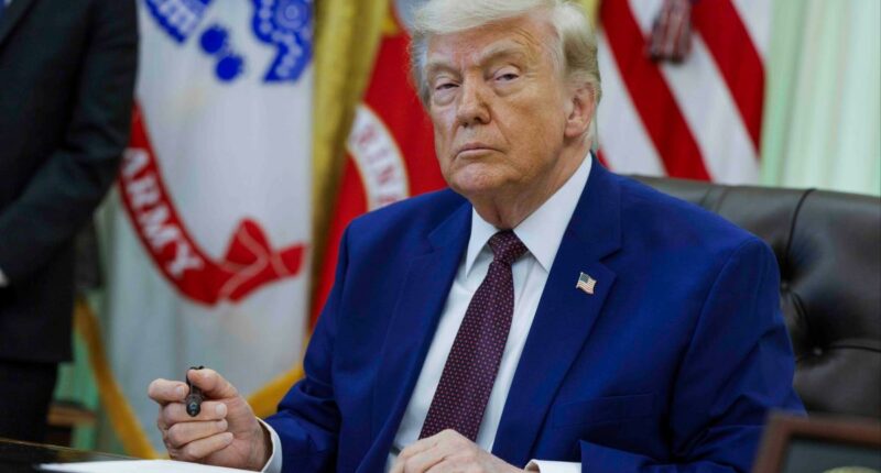 Trump gives Oakland $75 million for its new terminal in big boost to coal industry