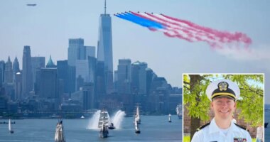 Active duty Naval officer from Seattle thrilled by patriotism in NYC