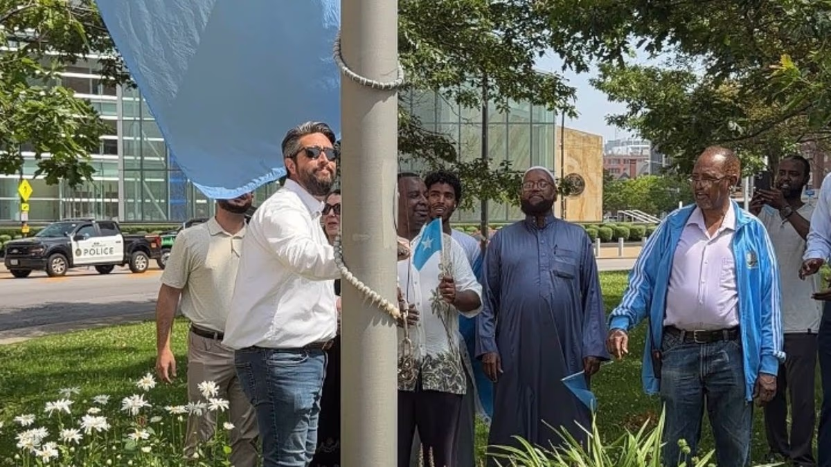 Border town proudly flies SOMALI flag for Independence Day