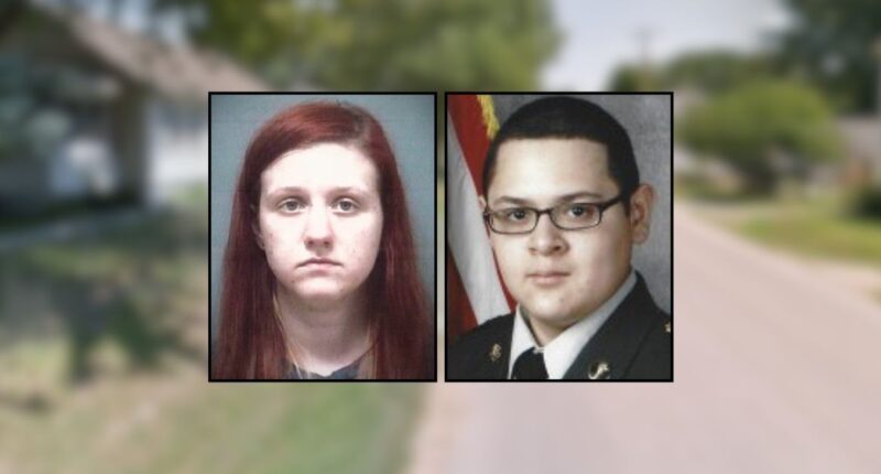 Cop allegedly shot her roommate dead after messaging him