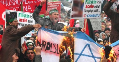 Critics say Turkey's verbal attacks on Israel have crossed into antisemitism