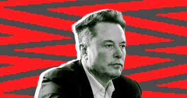 Elon Musk denies a report about SpaceX’s AI phone prototype