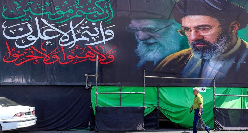 Iran regime change talk resurfaces as Trump says Tehran 'wants to meet' amid US strikes