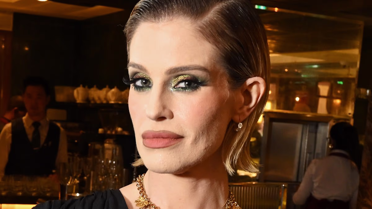 Kelly Osbourne pens letter to mother Sharon on wedding anniversary