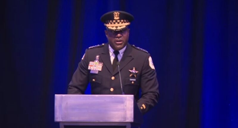 Larry Snelling retirement: Chicago Police Department Superintendent Larry Snelling retiring, CPD announces