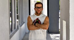 MMA fighter leans on faith in quest to catch suspected child predators