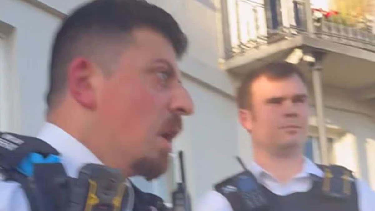 Man 'threatened by police for critical tweets about Green councillor'