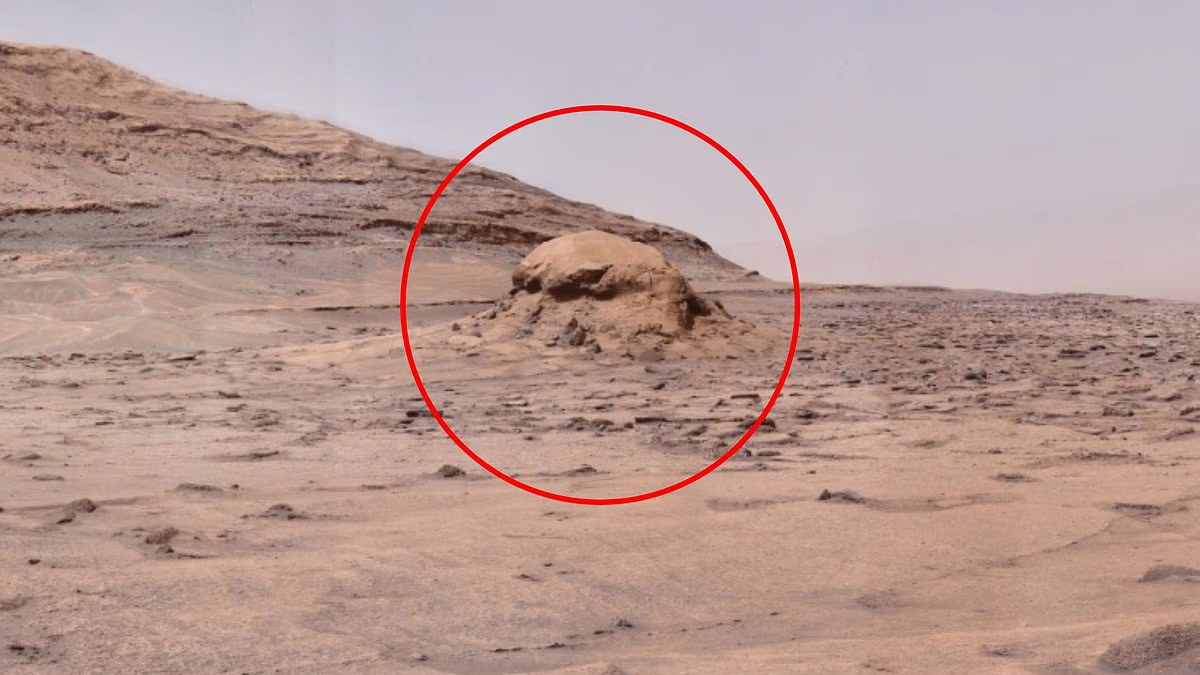 Mysterious NASA Mars photo sparks claims of lost civilization