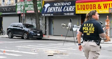 NYPD detective, children shot in separate Brooklyn shootings over holiday weekend