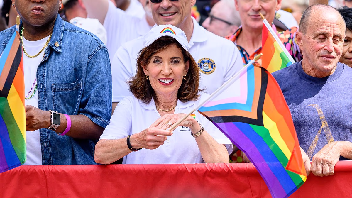 New York Nears First Republican Governor in Two Decades