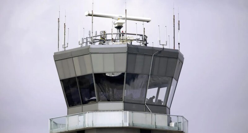 Plane hit by firework while landing at Chicago airport on Fourth of July