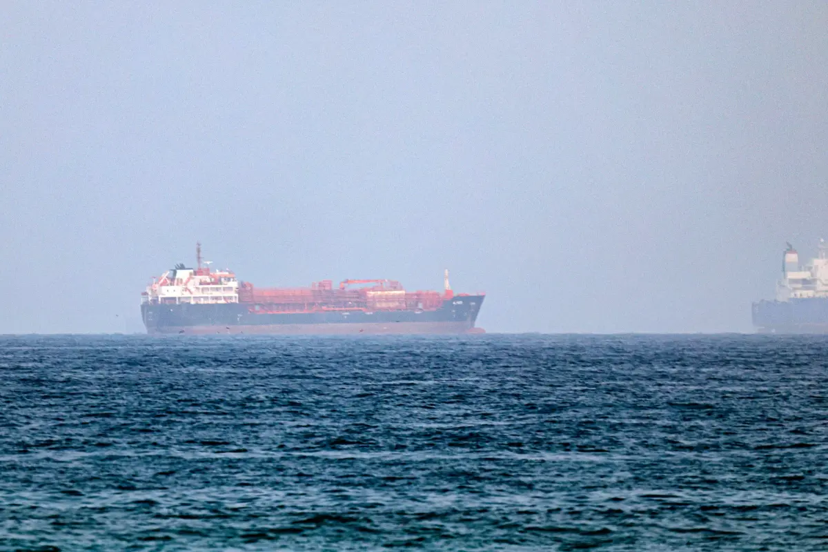 Ships Go Dark in Strait of Hormuz to Avoid Iran’s Wrath