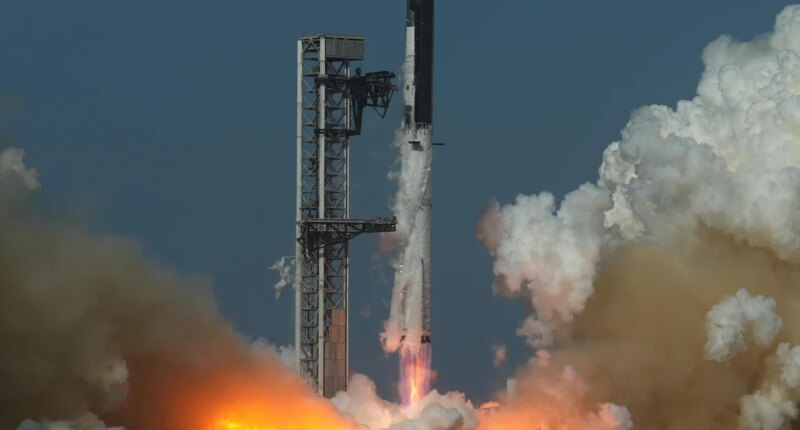 SpaceX's giant Super Heavy-Starship rocket blasts off on key test flight