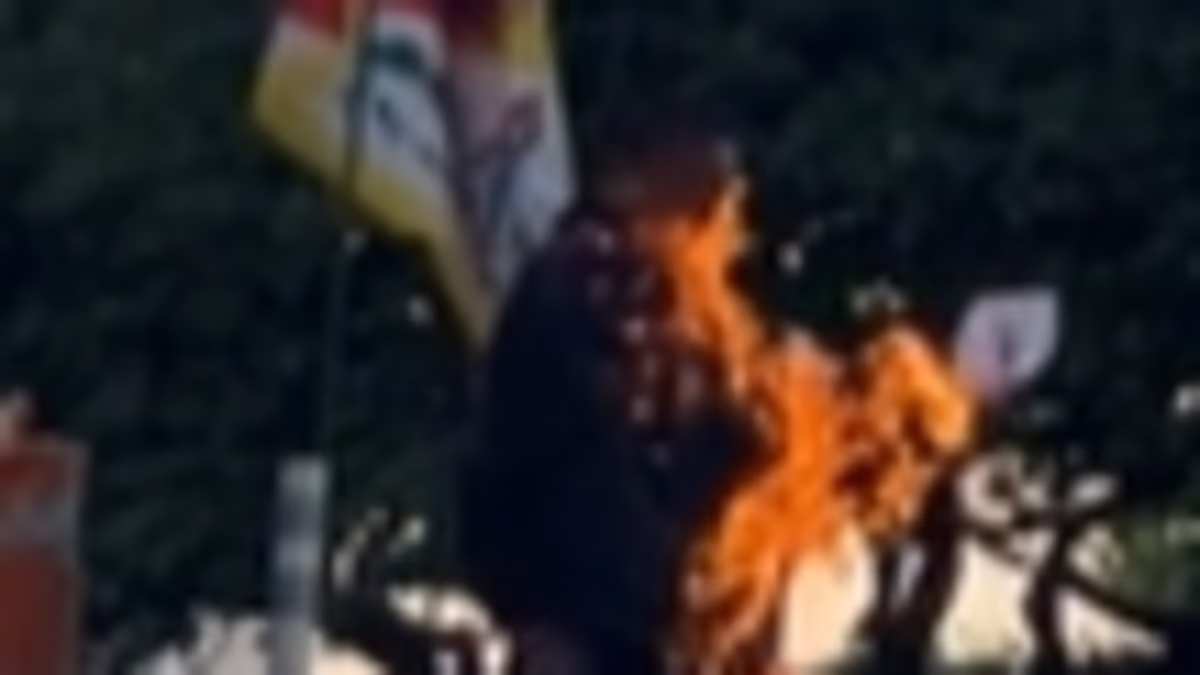 Tibetan protester sets himself on FIRE outside United Nations building
