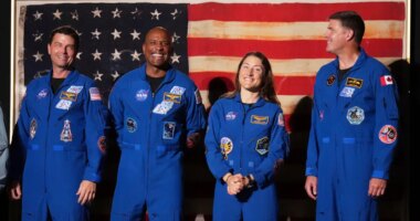 Trump recognizes Artemis II astronauts during Fourth of July speech: 'Assume you're heading to Mars'