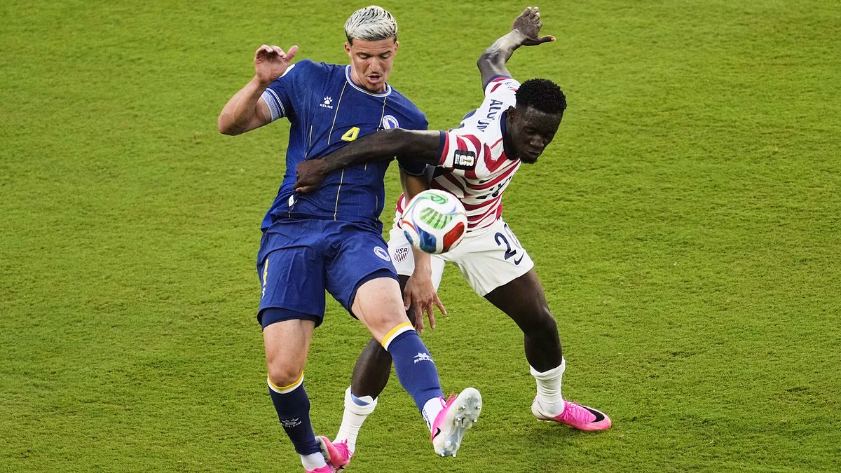 USA fans beg Donald Trump to get Folarin Balogun 'pardoned' for the next game after disastrous World Cup red card