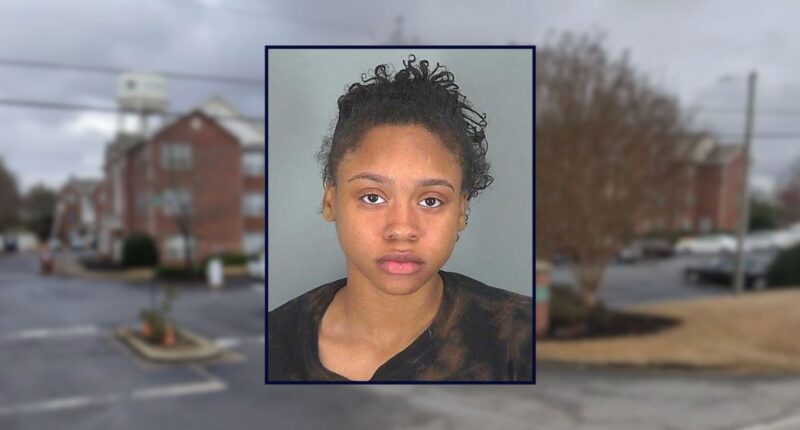 Woman killed boyfriend in front of her 3-year-old child