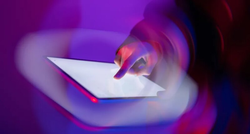 7 New AI Tools That Run a One-Person Business in 2026 — No Staff, No Code.