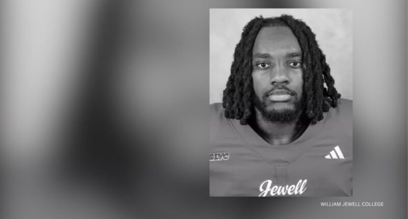 MicahJo Barnett death: Missouri's William Jewell College running back dies after experiencing medical emergency during game