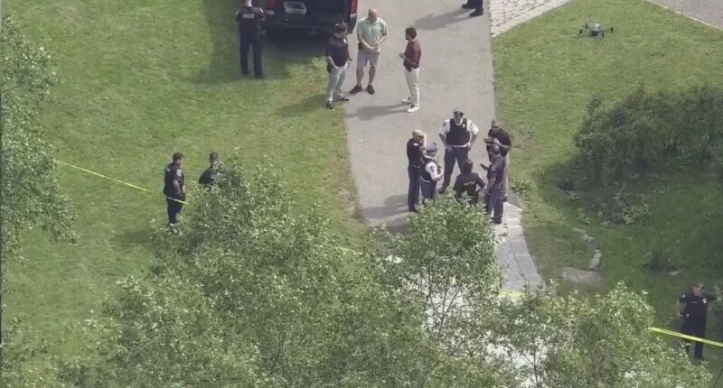 3 stabbed at New York college, 2 suspects in custody