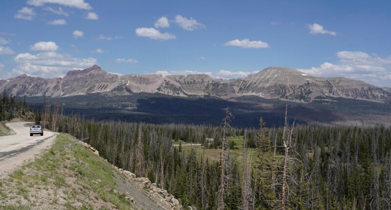 BASE jumper dies after falling from 700-foot Utah cliff