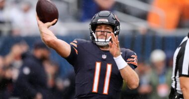 2026 NFL schedule pits football team against Eagles, with Case Keenum expected as QB