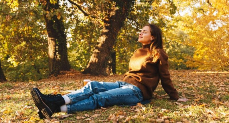 I’m a psychotherapist - here are 9 ways to boost your wellbeing before winter